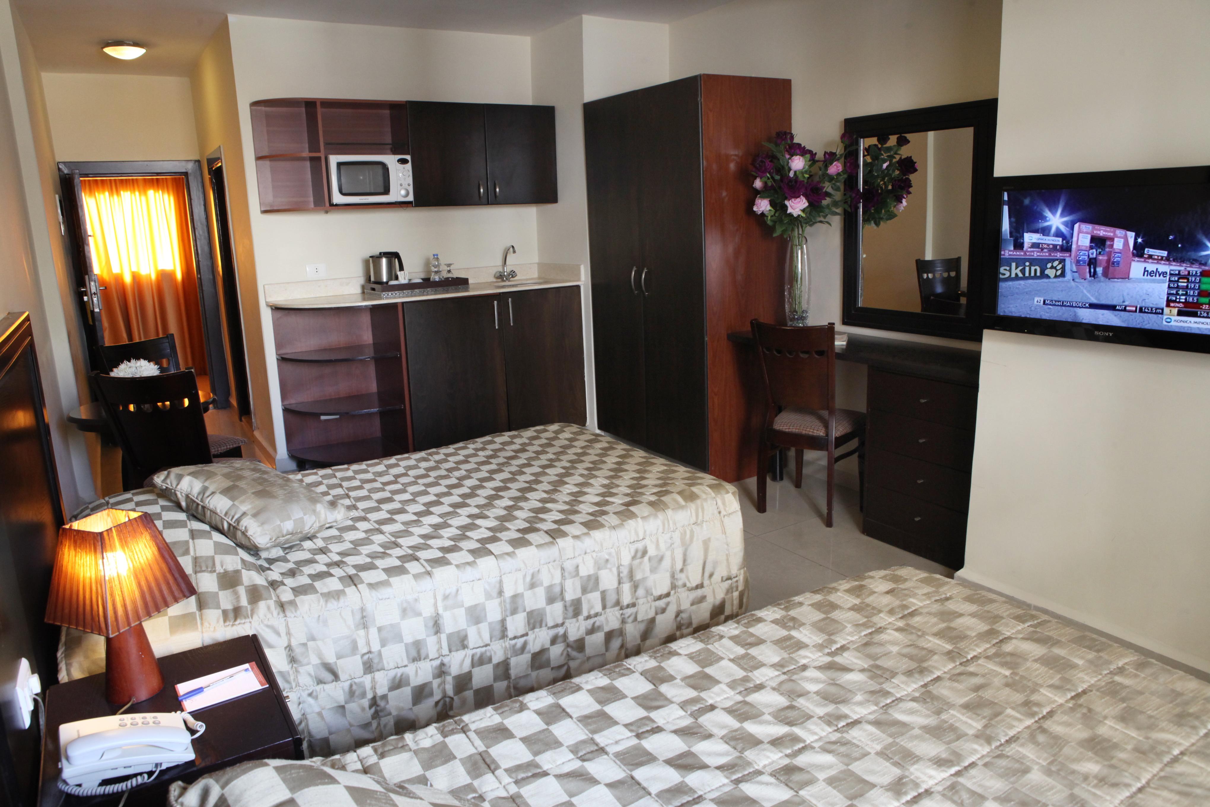 Mozart Hotel Beirut Exteriör bild