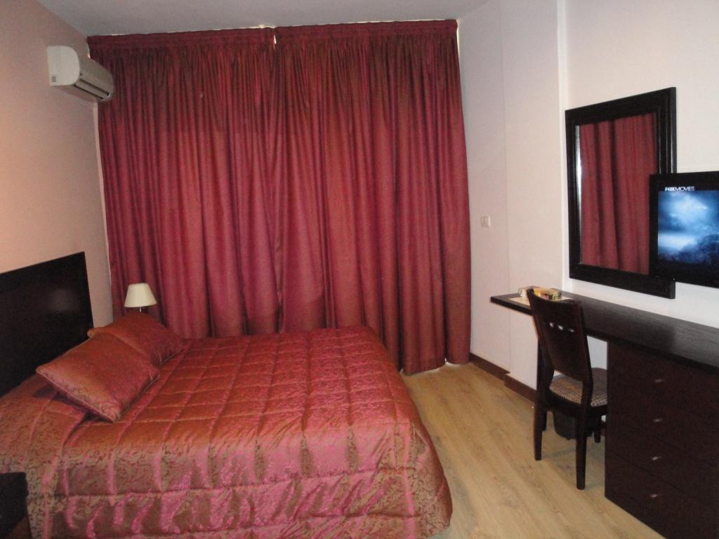 Mozart Hotel Beirut Exteriör bild