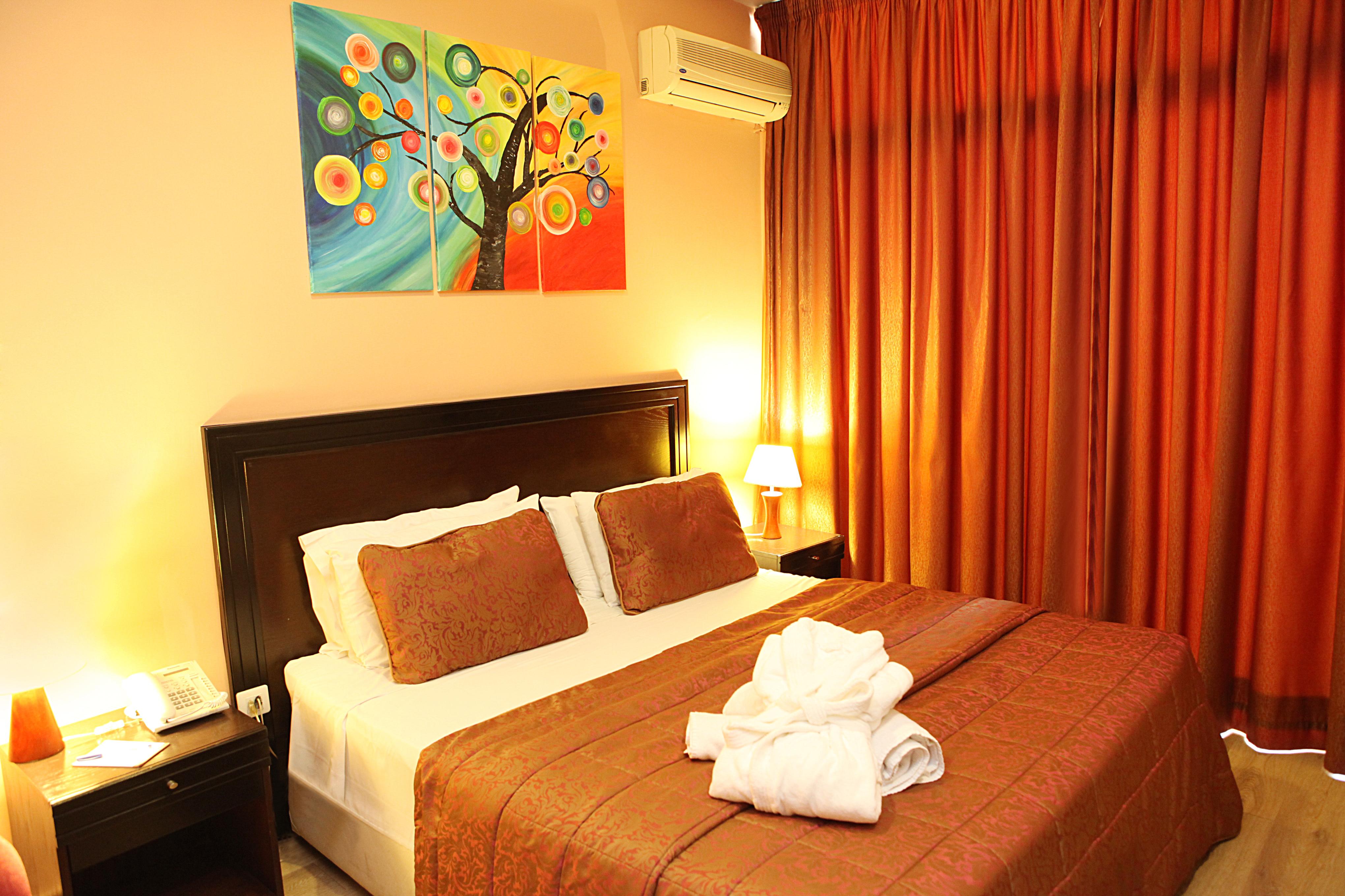 Mozart Hotel Beirut Exteriör bild