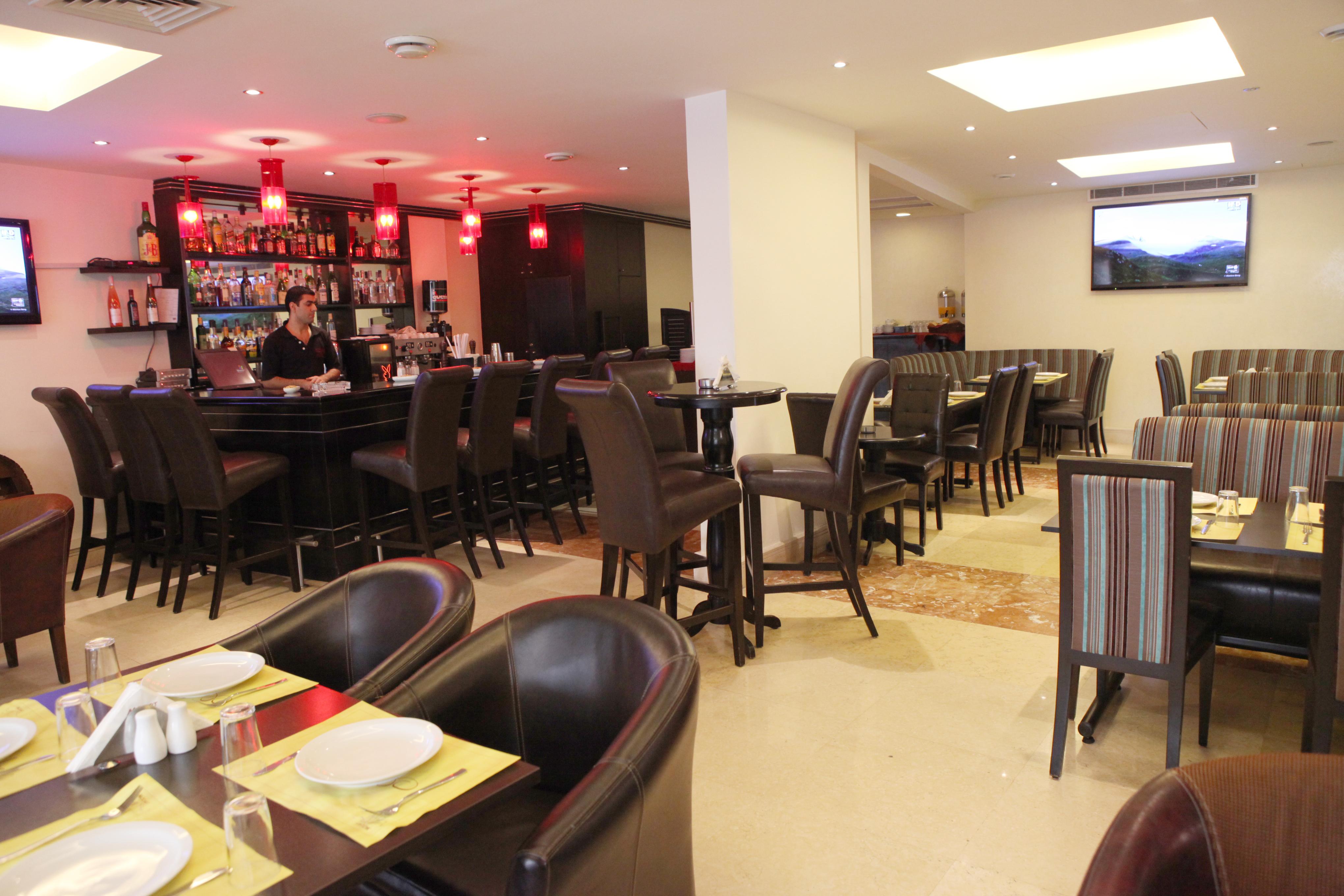 Mozart Hotel Beirut Exteriör bild