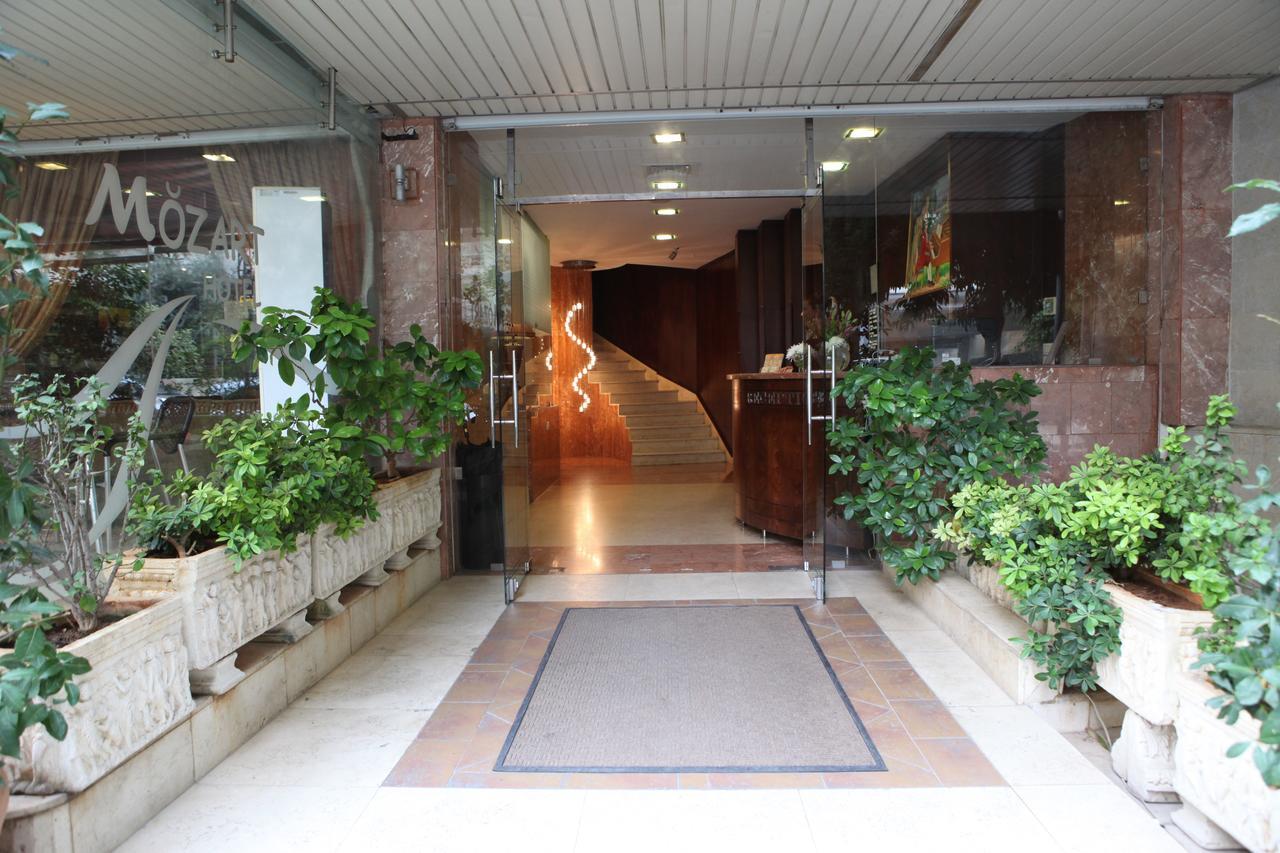 Mozart Hotel Beirut Exteriör bild