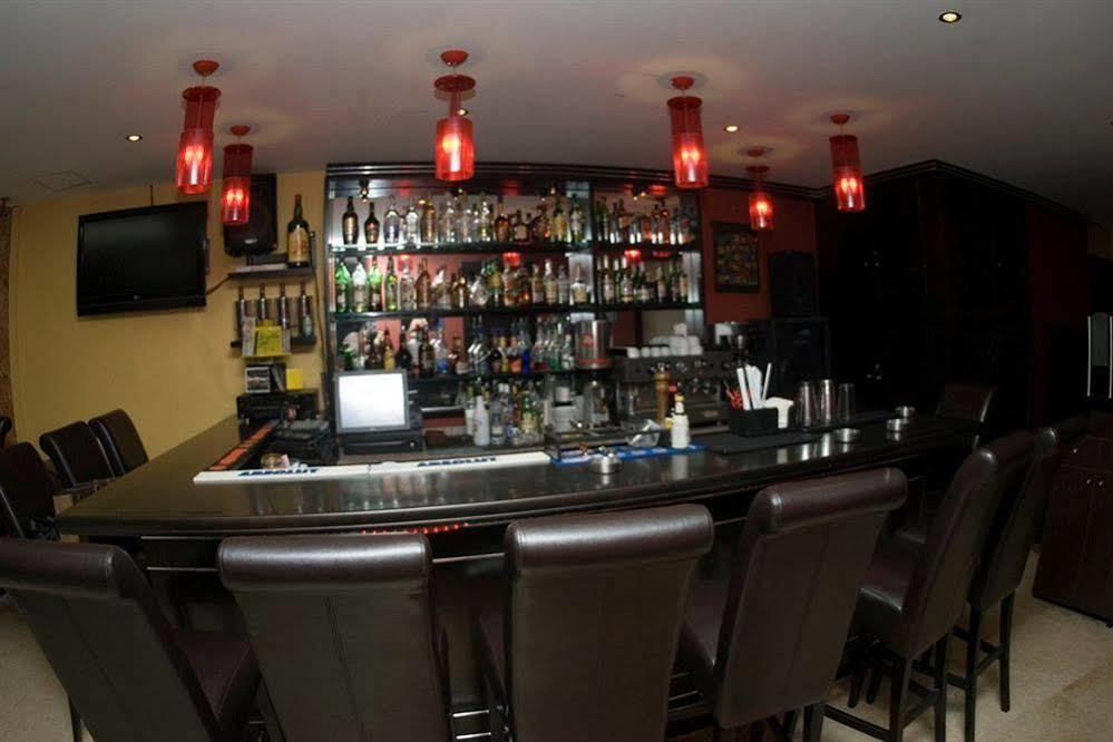 Mozart Hotel Beirut Exteriör bild