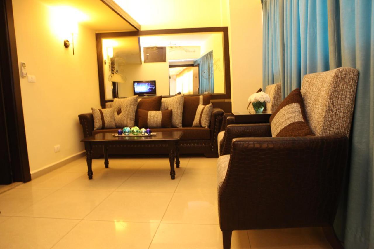 Mozart Hotel Beirut Exteriör bild