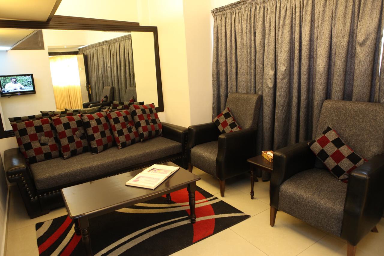 Mozart Hotel Beirut Exteriör bild