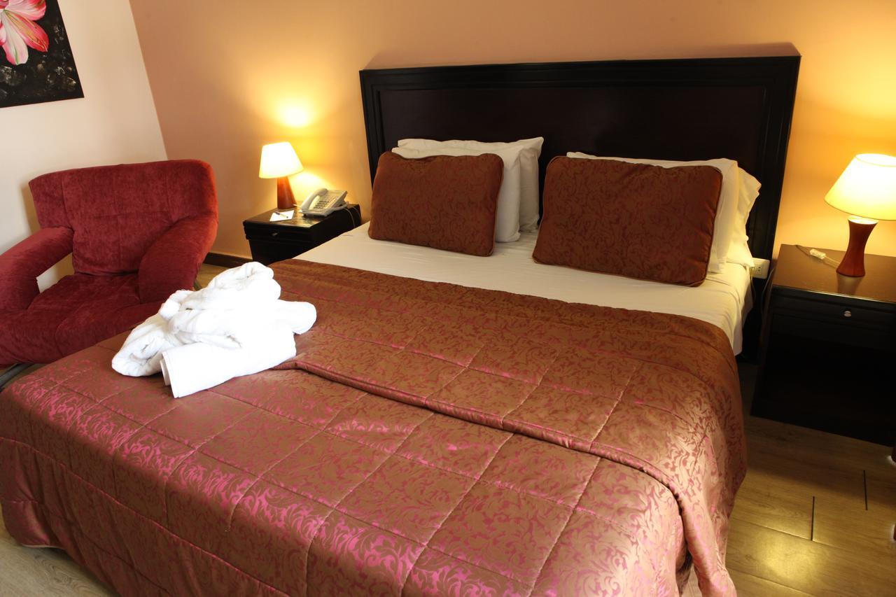 Mozart Hotel Beirut Exteriör bild